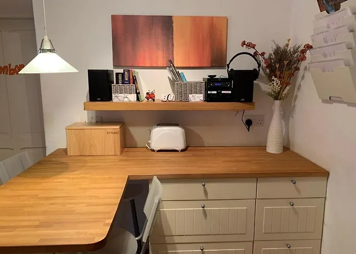 شقة Yiorgos بوويتش